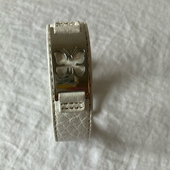 Fossil: White Leather Bracelet- Silver Tone Butterfly Accent - Picture 1 of 16